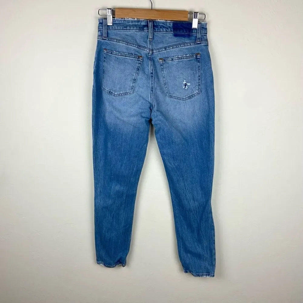 Abercrombie & Fitch Skinny High-Rise Curve Love Distressed Jeans